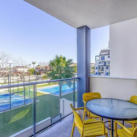 Beach Front Apartment In Denia With Wifi Apartment *